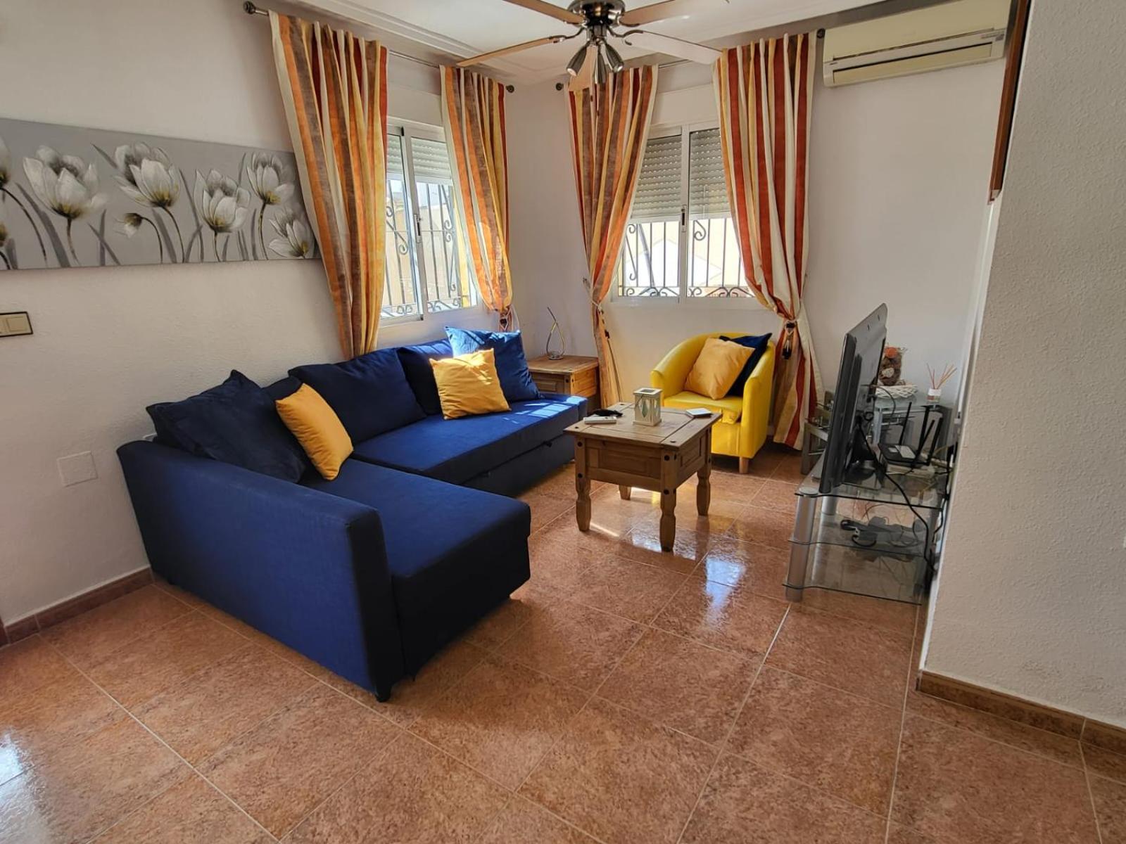 Orihuela - Sleeps 6 - Pool - Parking - Petfriendly Villa Exterior photo